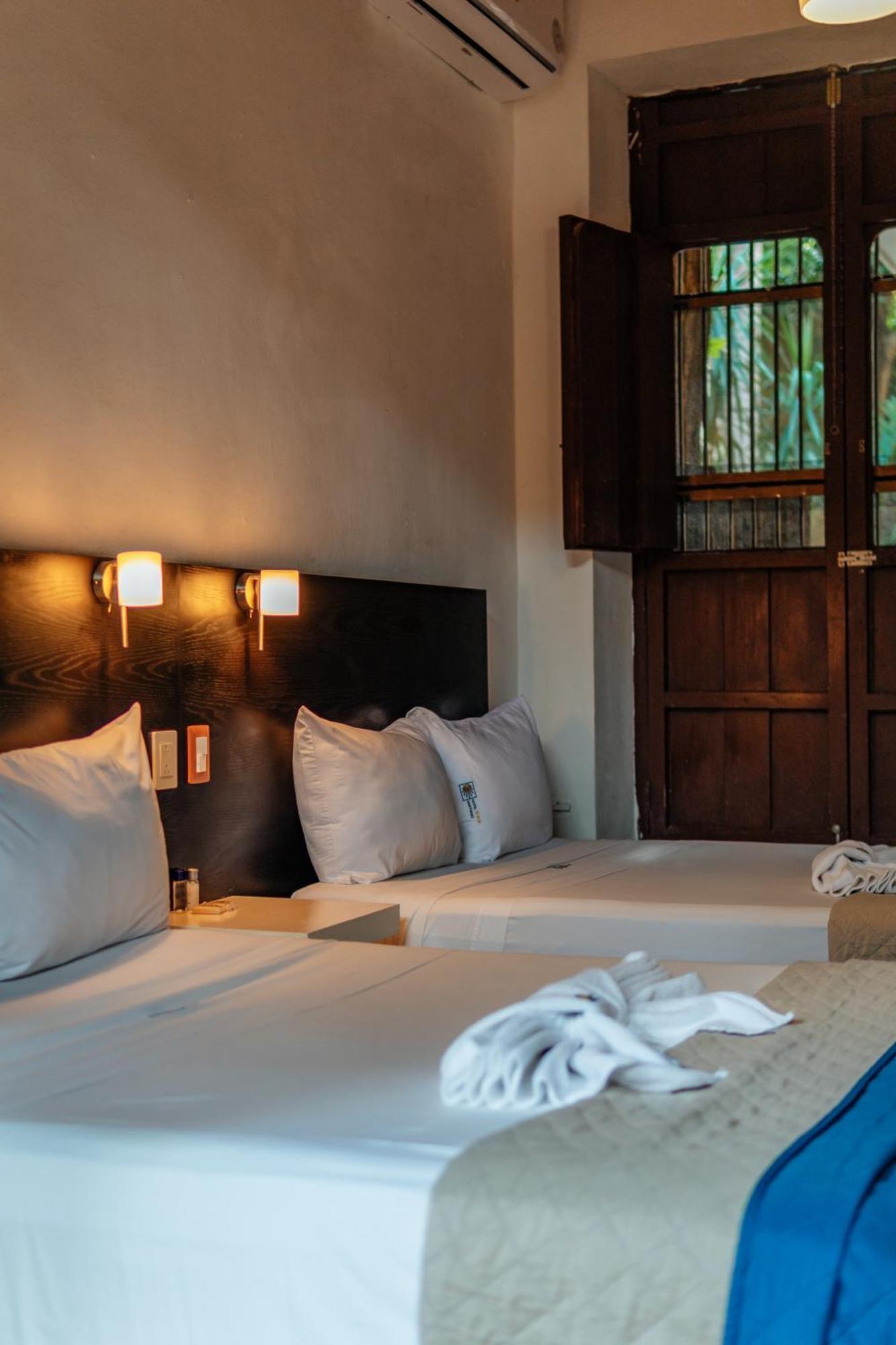 Hotel Santiago Mérida Buitenkant foto