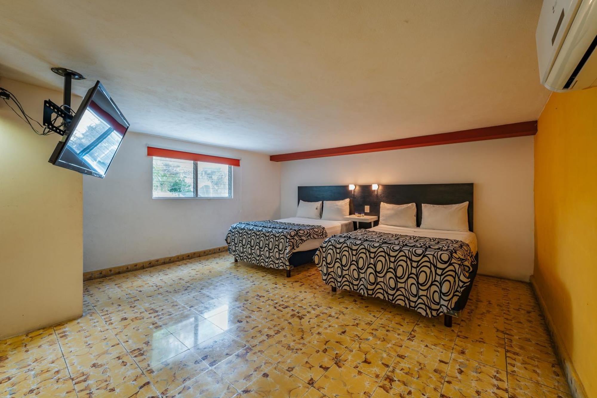 Hotel Santiago Mérida Buitenkant foto