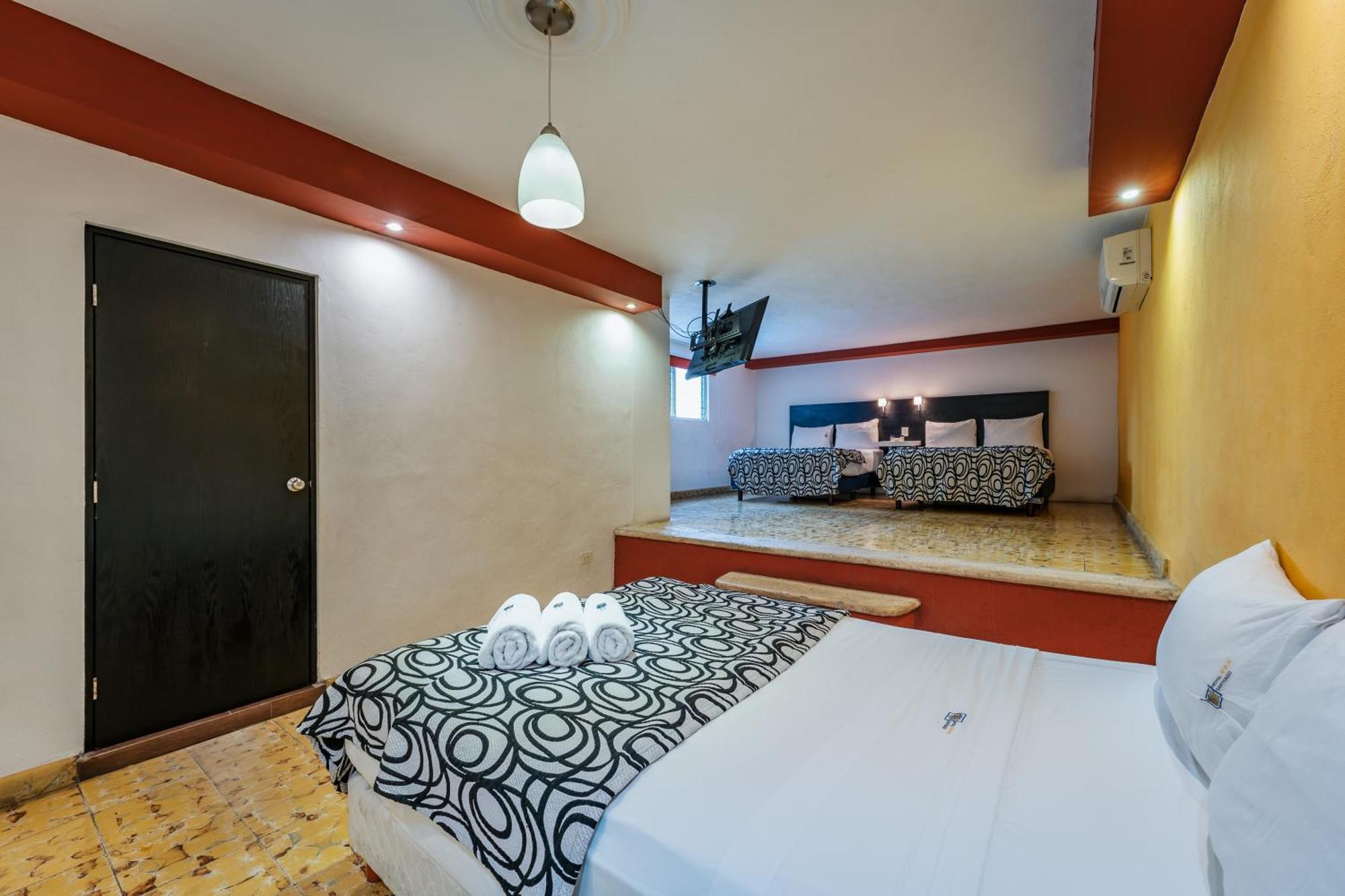 Hotel Santiago Mérida Buitenkant foto